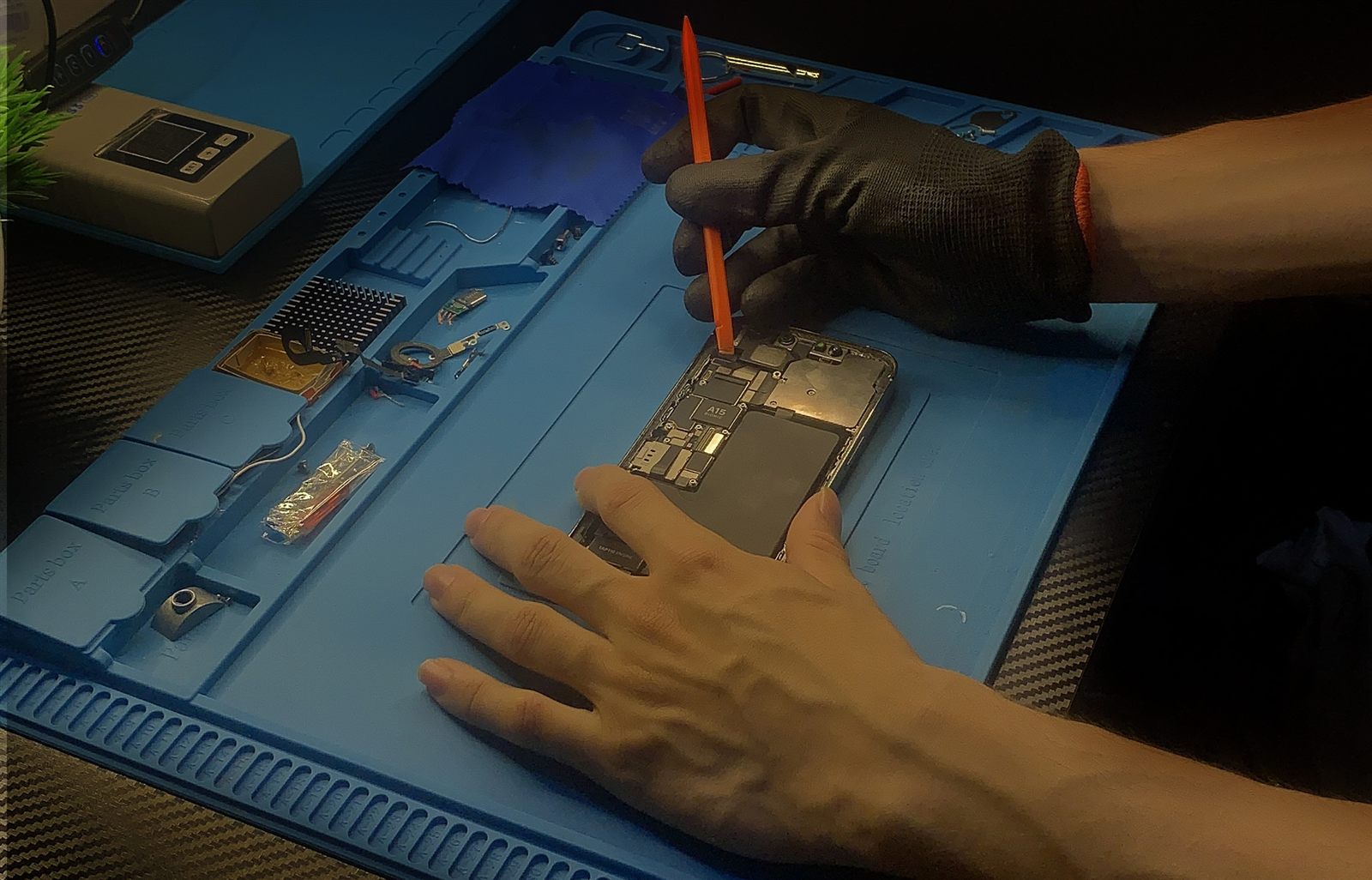 Bancada de reparação da LORH Repair, com tapete de silício, luz de anel e ferramentas